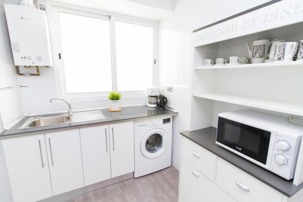 Апартаменти Piso Junto A La Catedral, 4-5 Personas Малага Екстер'єр фото