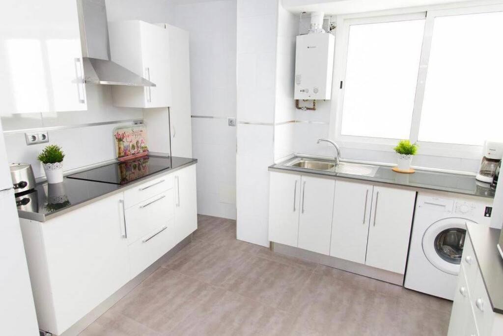Апартаменти Piso Junto A La Catedral, 4-5 Personas Малага Екстер'єр фото